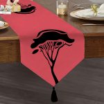 Realhomes Renkli Zemin Üzerinde Onedraw Çizimli Ağaç Desenli Dijital Baskılı Özel Tasarım Püsküllü Şönil Üçgen Runner Realhomes