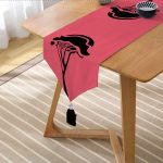 Realhomes Renkli Zemin Üzerinde Onedraw Çizimli Ağaç Desenli Dijital Baskılı Özel Tasarım Püsküllü Şönil Üçgen Runner Realhomes