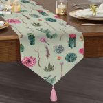 Realhomes Renkli Zemin Üzerinde Kaktüs Desenli Dijital Baskılı Özel Tasarım Püsküllü Şönil Üçgen Runner Realhomes