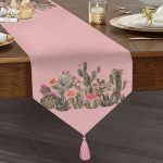 - UcgenRunner-8872-Gorsel1 - Realhomes  Realhomes Renkli Zemin Üzerinde Kaktüs Desenli Dijital Baskılı Özel Tasarım Püsküllü Şönil Üçgen Runner Realhomes