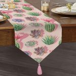 Realhomes Renkli Zemin Üzerinde Kaktüs Desenli Dijital Baskılı Özel Tasarım Püsküllü Şönil Üçgen Runner Realhomes