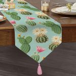 Realhomes Renkli Zemin Üzerinde Kaktüs Desenli Dijital Baskılı Özel Tasarım Püsküllü Şönil Üçgen Runner Realhomes