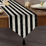 Realhomes Mermer Zeminli Siyah Çizgili Dijital Baskılı Özel Tasarım Püsküllü Şönil Üçgen Runner Realhomes