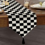 Kareli Dama Özel Tasarım Dijital Baskılı Dekoratif Püsküllü Şönil Üçgen Runner Realhomes