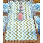 4+1 Beyaz Zeminli Gold Detaylı Geometrik Çizimli Amerikan Servis & Runner Seti Realhomes