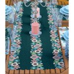 4+1 Rengarenk Zemin Üzerinde Çiçek & Yaprak Tasarımlı Amerikan Servis & Runner Seti Realhomes