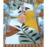 4+1 Beyaz Zemin Üzerinde Renkli Yaprak Desenli Amerikan Servis & Runner Seti Realhomes