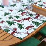 4+1 Ekose Tasarımlı Geyik & Çam Ağacı Motifli Amerikan Servis & Runner Seti Realhomes