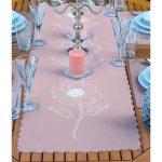 4+1 Rengarenk Zemin Çiçek Tasarımlı Amerikan Servis & Runner Seti Realhomes