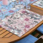 4+1 Pastel Zemin Kurumuş Çiçek Çizimli Amerikan Servis & Runner Seti Realhomes