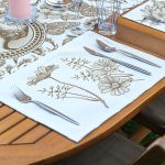 4+1 Beyaz Zemin Kara Kalem Çizimli Amerikan Servis & Runner Seti Realhomes