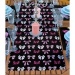 4+1 Siyah Zemin Pembe Kurdele Tasarımlı Amerikan Servis & Runner Seti Realhomes