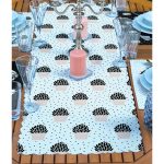 4+1 Siyah Beyaz Zemin Kaktüs Çizimli Amerikan Servis & Runner Seti Realhomes