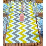 4+1 Sarı & Gri Zigzag Flamingo Tasarımlı Amerikan Servis & Runner Seti Realhomes