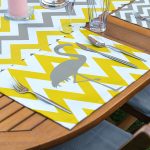 4+1 Sarı & Gri Zigzag Flamingo Tasarımlı Amerikan Servis & Runner Seti Realhomes