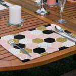 - Servis4lu-Set24-4lu-Pembe-Renkli-Geometrik-Love-Tasarimli-Amerikan-Servis-Seti-1 - Realhomes 4'lü Pembe Renkli Geometrik Love Tasarımlı Amerikan Servis Seti Realhomes