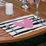 - Servis4lu-Set244-4lu-Siyah-Cizgi-Zeminli-Kalp-Tasarimli-Amerikan-Servis-Seti-1 - Realhomes 4'lü Siyah Çizgi Zeminli Kalp Tasarımlı Amerikan Servis Seti Realhomes