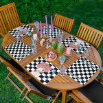 6'lı Kareli Dama Zeminli Öpücük Atan Kız Tasarımlı Amerikan Servis Seti Realhomes