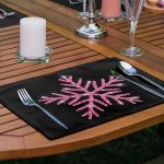 6'lı Siyah Zemin Pembe Kar Taneleri Özel Tasarım Amerikan Servis Seti Realhomes