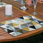 - Servis6li-Set359-Gorsel2 - Realhomes  6'lı Geometrik Üçgen Çizimli Gold Detaylı Özel Tasarım Amerikan Servis Seti Realhomes