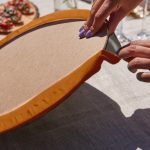 Realhomes Minimalist Tasarımlı Üçgen Püsküllü Runner 1 Adet & 6 Adet Hardal Renkli Supla Realhomes