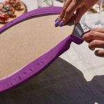 Realhomes Gold Detaylı Mavi Mermer Desenli Üçgen Püsküllü Runner 1 Adet & 6 Adet Mor Renkli Supla Realhomes