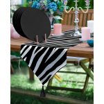 - SuplaRunner-DuzRenkSet-605-Realhomes-Siyah-Beyaz-Zebra-Desenli-Ucgen-Puskullu-Runner-1-Adet-6-Adet-Siyah-Renkli-Supla - Realhomes  Realhomes Siyah Beyaz Zebra Desenli Üçgen Püsküllü Runner 1 Adet & 6 Adet Siyah Renkli Supla Realhomes