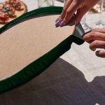 - SuplaRunner-DuzRenkSet-8160-Gorsel3 - Realhomes  Realhomes Onedraw Tasarımlı Üçgen Püsküllü Runner 1 Adet & 6 Adet Koyu Yeşil Renkli Supla Realhomes