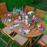 6+1'li Siyah Beyaz Zemin Üzerinde Gül Tasarımlı Supla Runner Seti Realhomes