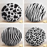 4'lü Beyaz Zemin Üzerinde Zebra Desenli Modern Yuvarlak Yastık Kırlent Kılıf Seti Realhomes