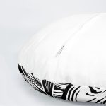 - YuvPtk4luSet4-4lu-Siyah-Beyaz-Medusa-Tasarimli-Yuvarlak-Yastik-Kirlent-Kilif-Seti-2 - Realhomes 4'lü Siyah Beyaz Medusa Tasarımlı Yuvarlak Yastık Kırlent Kılıf Seti Realhomes