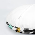 4'lü Renkli Zemin Üzerinde Gold Detaylı Yaprak Desenli Modern Yuvarlak Yastık Kırlent Kılıf Seti Realhomes