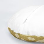 - YuvPtk4luSet560-4lu-Renkli-Zemin-Uzerinde-Gold-Detayli-Geometrik-Desenli-Modern-Yuvarlak-Yastik-Kirlent-Kilif-Seti-2 - Realhomes 4'lü Renkli Zemin Üzerinde Gold Detaylı Geometrik Desenli Modern Yuvarlak Yastık Kırlent Kılıf Seti Realhomes