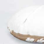 - YuvPtk4luSet573-4lu-Renkli-Zemin-Uzerinde-Beyaz-Cicek-Desenli-Modern-Yuvarlak-Yastik-Kirlent-Kilif-Seti-2 - Realhomes 4'lü Rengarenk Zemin Üzerinde Beyaz Çiçek Desenli Modern Yuvarlak Yastık Kırlent Kılıf Seti Realhomes