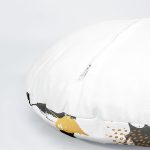 4'lü Renkli Zemin Üzerinde Gold Detaylı Yaprak Desenli Modern Yuvarlak Yastık Kırlent Kılıf Seti Realhomes