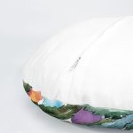 4'lü Beyaz Zemin Üzerinde Renkli Yaprak Desenli Modern Yuvarlak Yastık Kırlent Kılıf Seti Realhomes