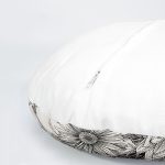 4'lü Renkli Zemin Üzerinde Yaprak Desenli Modern Yuvarlak Yastık Kırlent Kılıf Seti Realhomes