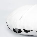 - YuvPtk4luSet726-4lu-Zebra-Motifli-Ozel-Tasarim-Modern-Yuvarlak-Yastik-Kirlent-Kilifi-Seti-2 - Realhomes  4'lü Zebra Motifli Özel Tasarım Modern Yuvarlak Yastık Kırlent Kılıfı Seti Realhomes