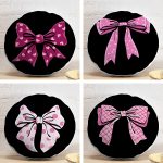 - YuvPtk4luSet776-4lu-Siyah-Zemin-Pembe-Kurdele-Tasarimli-Dijital-Baskili-Modern-Yuvarlak-Yastik-Kirlent-Kilif-Seti - Realhomes 4'lü Siyah Zemin Pembe Kurdele Tasarımlı Dijital Baskılı Modern Yuvarlak Yastık Kırlent Kılıf Seti Realhomes