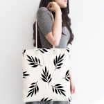 Siyah Beyaz Yaprak Desenli Kumaş Plaj Çantası Realhomes