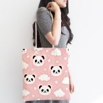 Realhomes Pembe Zeminli Panda Resimli Dijital Baskılı Kumaş Plaj Çantası Realhomes