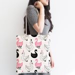 Realhomes Pembe Zeminli Kuğu Resimli Dijital Baskılı Kumaş Plaj Çantası Realhomes