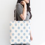 - Canta-2161-1 - Realhomes Mavi Puantiyeli Dijital Baskılı Kumaş Plaj Çantası Realhomes