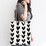Siyah Kalp Desenli Dijital Baskılı Kumaş Plaj Çantası Realhomes