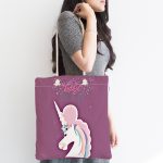 - Canta-4357-1 - Realhomes Pembe Zeminde Unicorn Desenli Özel Tasarımlı Dijital Baskılı Kumaş Plaj Çantası Realhomes