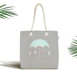 Gri Zeminde Şemsiye ve Sevimli Ayıcıklar Motifli Kumaş Plaj Çantası Realhomes