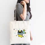 - Canta-4429-1 - Realhomes Realhomes Beyaz Zeminde Atkılı Baykuş Desenli Kumaş Plaj Çantası Realhomes