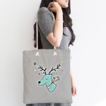 Realhomes Gri Zeminde Mavi Geyik Çizimli Kumaş Plaj Çantası Realhomes