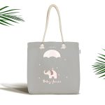 - Canta-4439 - Realhomes Gri Zeminde Uçan Fil Desenli Bebek Odası Kumaş Plaj Çantası Realhomes