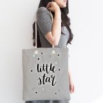 - Canta-4482-1 - Realhomes Gri Zeminde Little Star Yıldız Tasarımlı Bebek Odası Kumaş Plaj Çantası Realhomes
